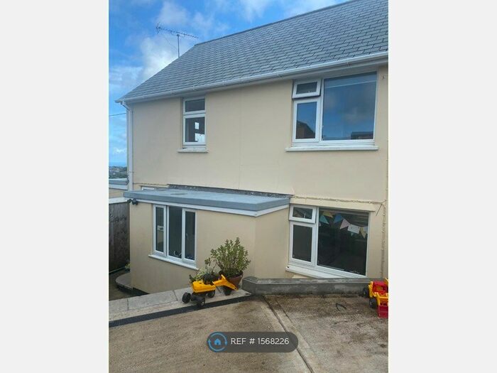 3 Bedroom Semi-Detached House To Rent In Penbeagle Close, St. Ives, TR26