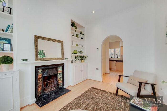 5 Bedroom Maisonette To Rent In Crondace Road, London, SW6