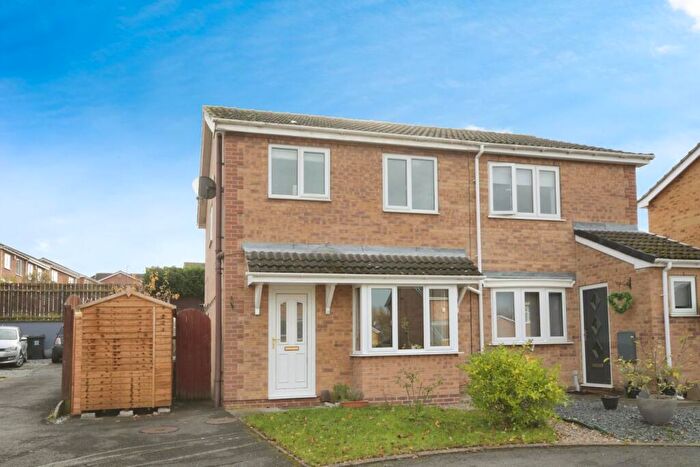 3 Bedroom Semi Detached House For Sale In Malia Road, Tapton, Chesterfield, S41