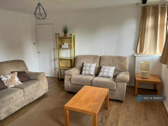 2 Bedroom Flat To Rent In Radbourne Street, Derby, DE22