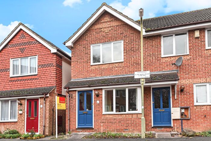 2 Bedroom Terraced House For Sale In Littlemore, East Oxford, OX4