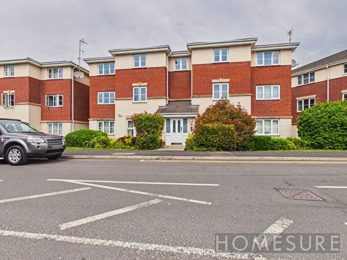 2 Bedroom Flat For Sale In Foundry Lane, Widnes, Cheshire, WA8