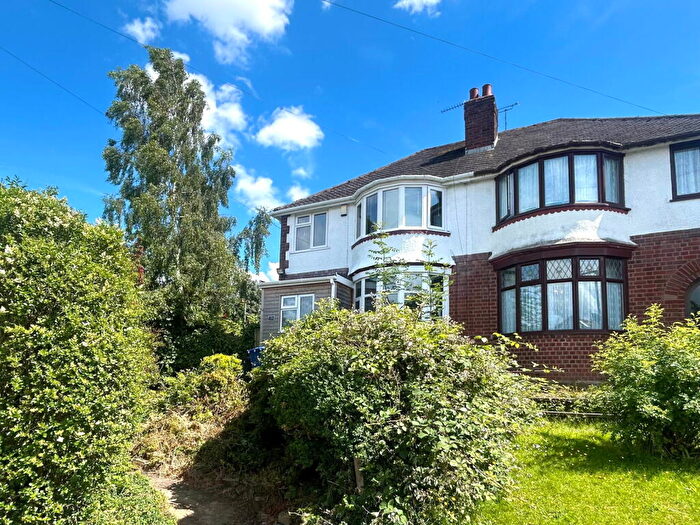 3 Bedroom Semi-Detached House For Sale In Old Park Road, Dudley, DY1