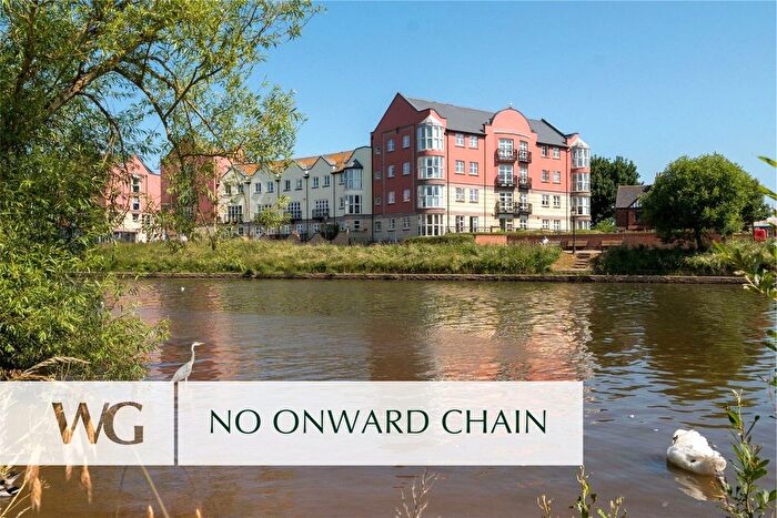 2 Bedroom Flat For Sale In Haven Bank, Exeter, EX2