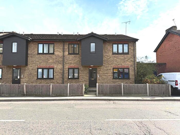 1 Bedroom Flat For Sale In Ley Street, Ilford, IG1