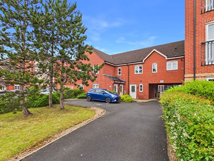 1 Bedroom Flat For Sale In Ray Mercer Way, Kidderminster, DY10