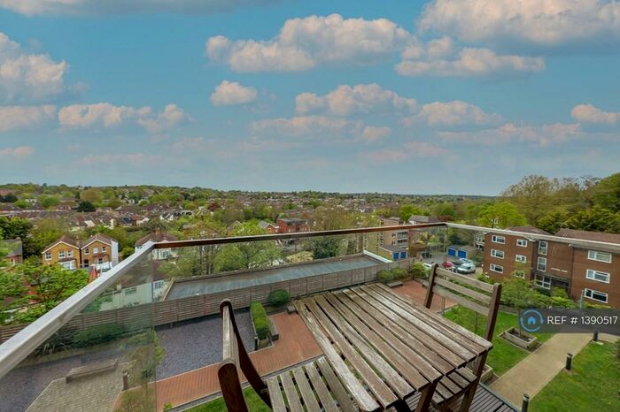 2 Bedroom Flat To Rent In William House, Bromley, BR1