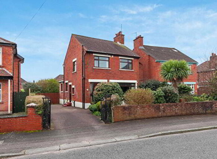 3 Bedroom Detached House For Sale In Sunningdale Park North, Belfast, BT14