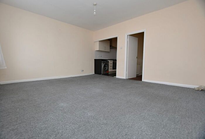 1 Bedroom Flat To Rent In Southbridge Road, Croydon, CR0