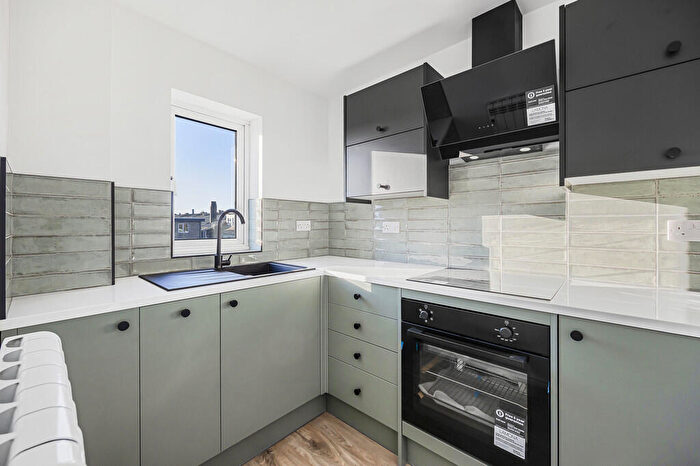 Studio To Rent In Tewkesbury Road, Cheltenham, GL51