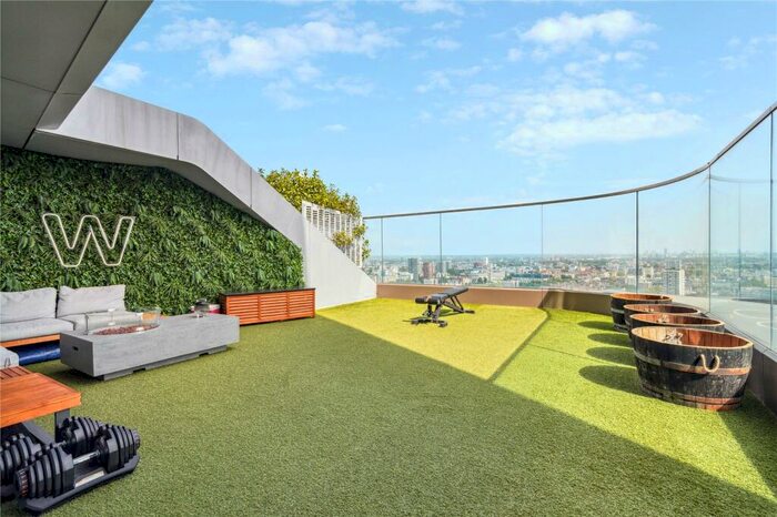 3 Bedroom Flat To Rent In Canaletto Tower, City Road, EC1V