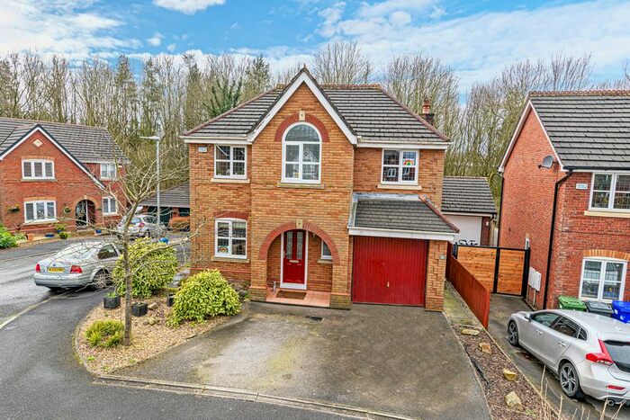 4 Bedroom Detached House For Sale In Redacre Close, Dutton, Warrington, WA4