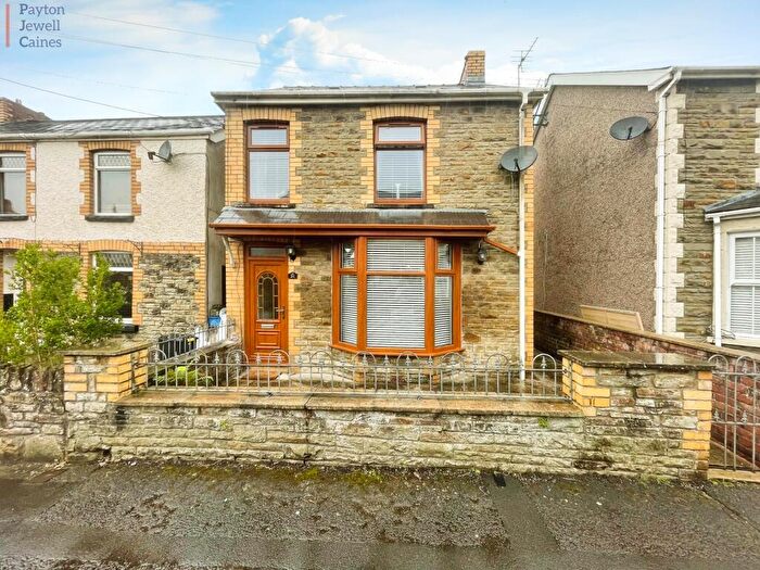 3 Bedroom Detached House For Sale In Wimborne Road, Pencoed, Bridgend County., CF35