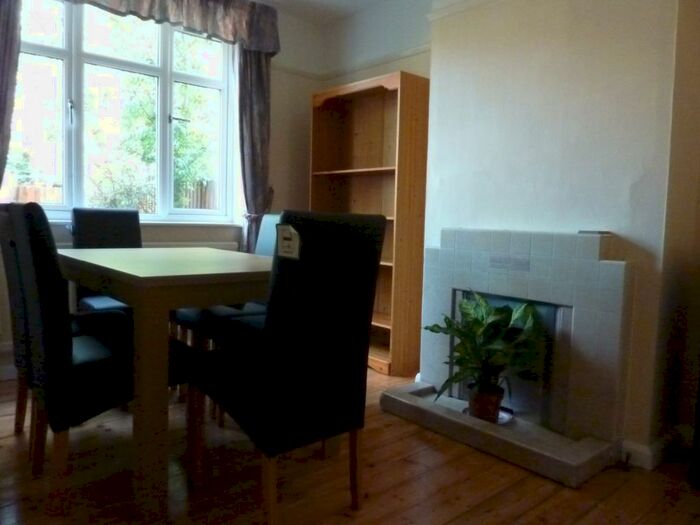 3 Bedroom Terraced House To Rent In High Street, Chesterton, Cambridge, CB4
