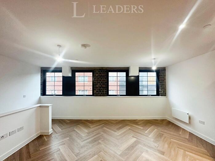 2 Bedroom Apartment To Rent In Lockside Apartments, Scotland Street, B1