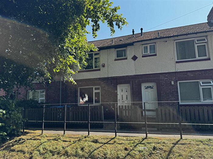 4 Bedroom Terraced House For Sale In Whinney Hill, Durham, DH1