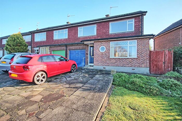 3 Bedroom Semi-Detached House For Sale In The Ridgeway - Ware - Chain Free, SG12