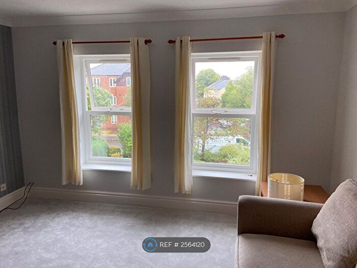 2 Bedroom Flat To Rent In Nicholas Gardens, York, YO10