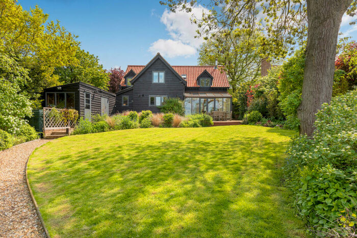 4 Bedroom Detached House For Sale In Station Road, Tilbrook, Huntingdon, Cambridgeshire, PE28