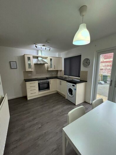 4 Bedroom Terraced House To Rent In Stanza Court, Liverpool, L5