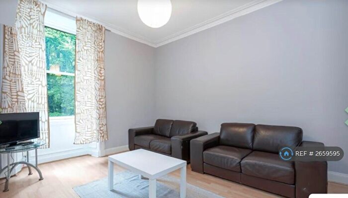 2 Bedroom Flat To Rent In Dalry Road, Edinburgh, EH11