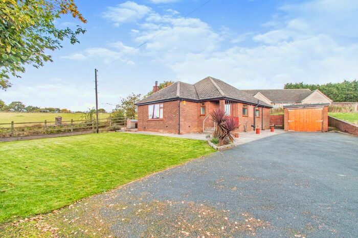 3 Bedroom Detached House To Rent In Stoney Lane, East Ardsley, Wakefield, West Yorkshire, WF3