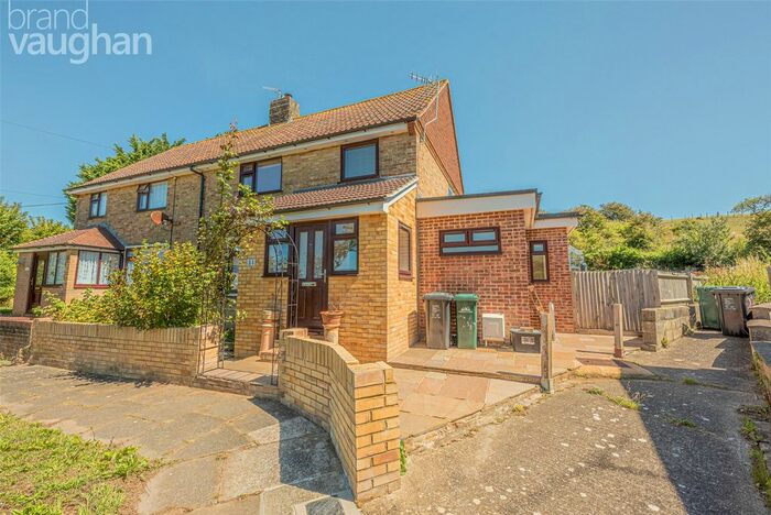 5 Bedroom Semi-Detached House To Rent In Walmer Crescent, Brighton BN2