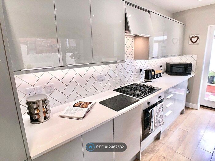 3 Bedroom Terraced House To Rent In Blenheim Street, Hull, HU5