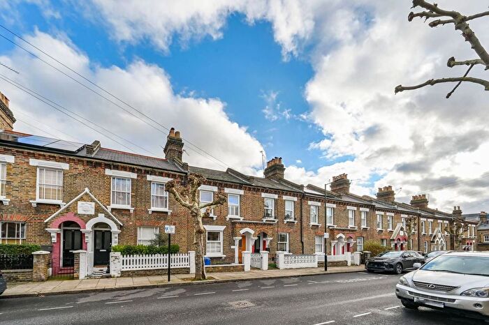 3 Bedroom Terraced House For Sale In Sixth Avenue, Kensal Rise, London, W10