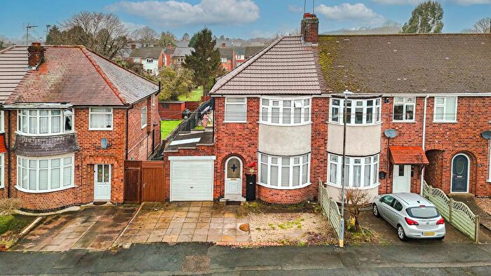 3 Bedroom Semi Detached House For Sale In Westover Road, Braunstone Town, Leicester, LE3