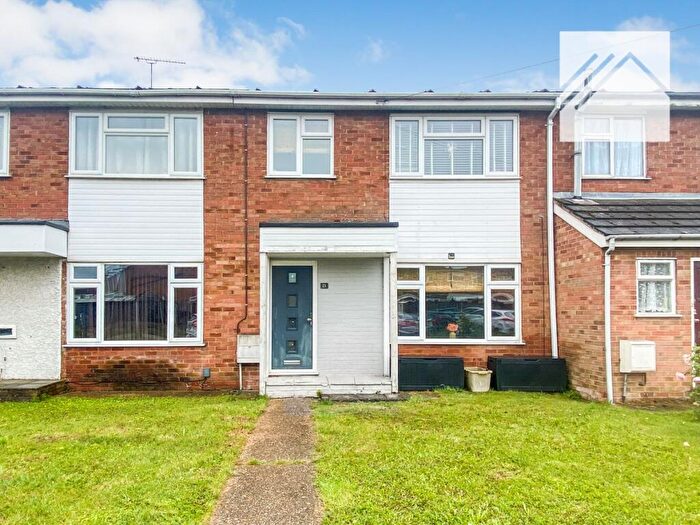 3 Bedroom Terraced House For Sale In The Weald, Canvey Island, SS8