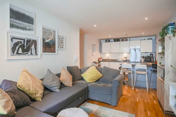 2 Bedroom Apartment To Rent In South Street, Bury, BL9