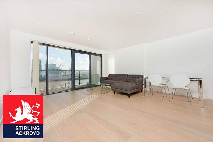 3 Bedroom Apartment To Rent In Yabsley Street, London, E14