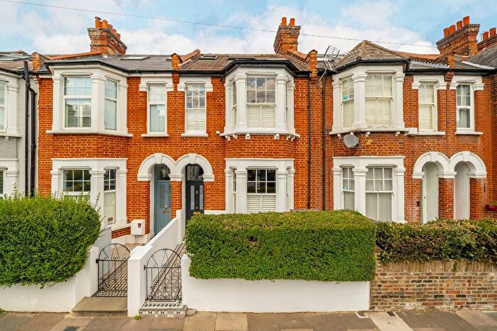 5 Bedroom Terraced House For Sale In Cambray Road, Balham, SW12