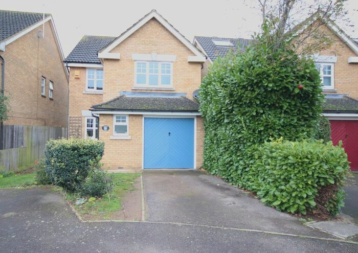 3 Bedroom Detached House To Rent In Randall Drive, Toddington, LU5