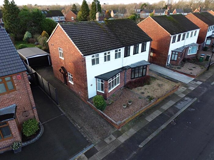 3 Bedroom Semi Detached House For Sale In Gleneagles Road, Coventry, CV2