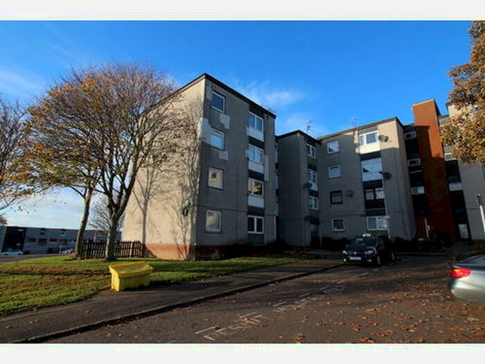 2 Bedroom Flat To Rent In Cart Place, Dundee, DD2