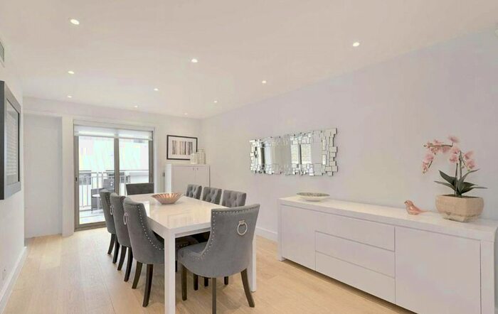 3 Bedroom Flat To Rent In Jermyn Street, St James's, London, SW1Y