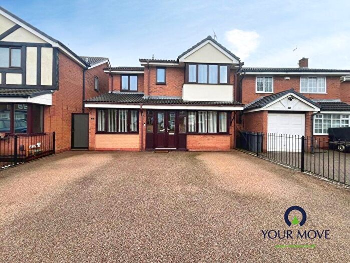 4 Bedroom Detached House For Sale In Tewkesbury Drive, Bedworth, Warwickshire, CV12