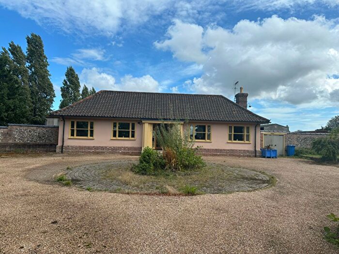 3 Bedroom Detached Bungalow To Rent In Ringsfield Road, Beccles, NR34