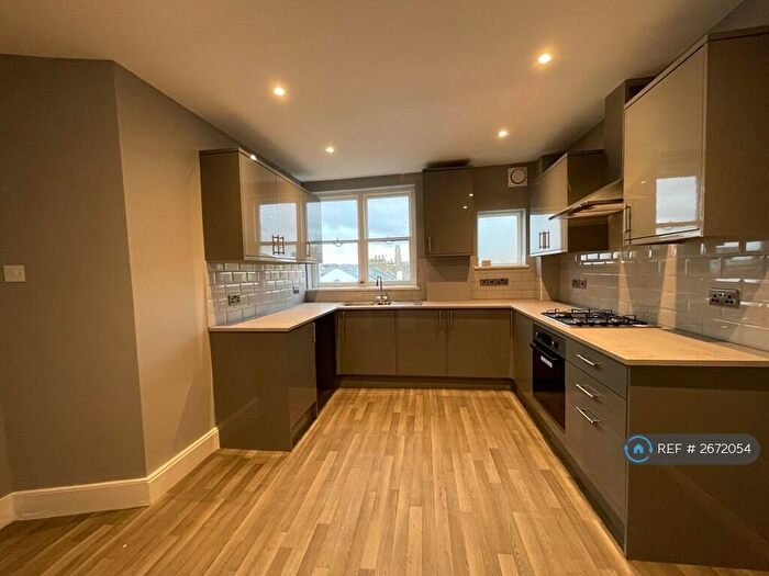 2 Bedroom Flat To Rent In Albion Place, Ramsgate, CT11