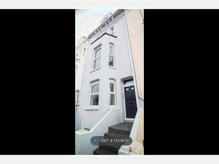 1 Bedroom Flat To Rent In Pelham Road, Seaford, BN25