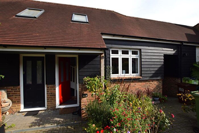 1 Bedroom Cottage To Rent In Warren Road, Fairlight, Hastings, TN35