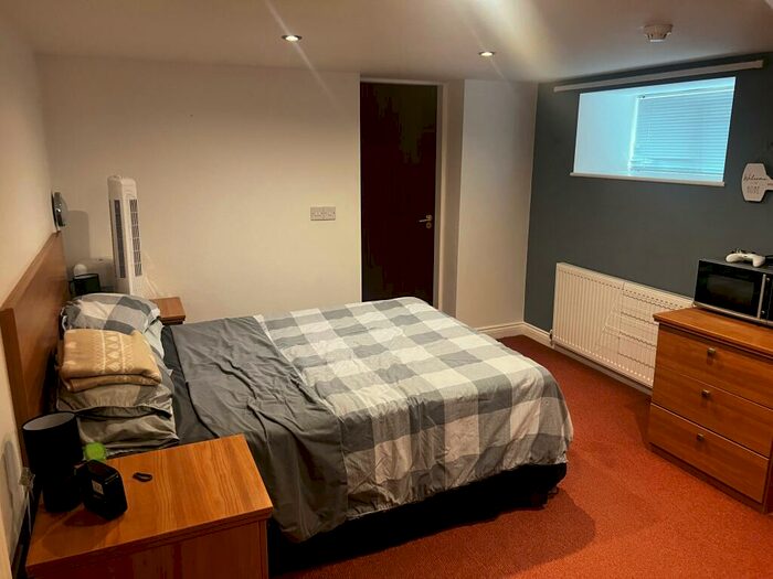 1 Bedroom Property To Rent In Woodhouse Road, Mansfield, NG18