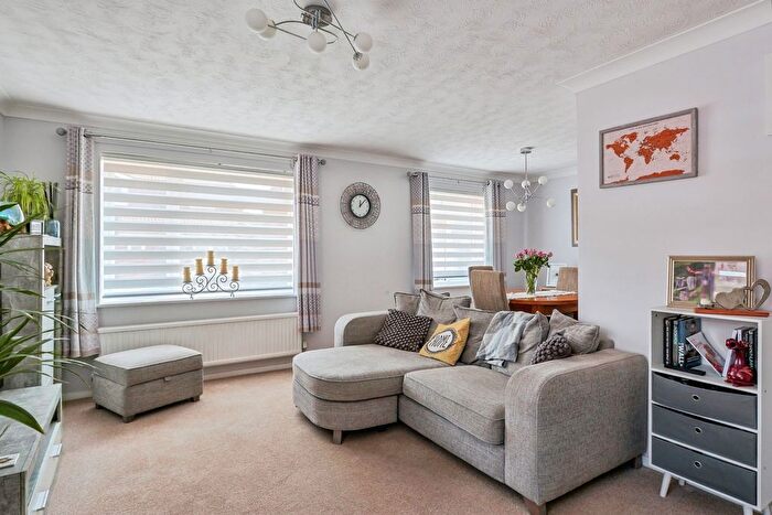 4 Bedroom Bungalow For Sale In Halstock Crescent, West Canford Heath, Poole, Dorset, BH17 - Photo 3