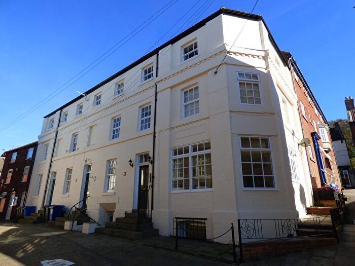 2 Bedroom Apartment To Rent In Market Place, Caistor, LN7
