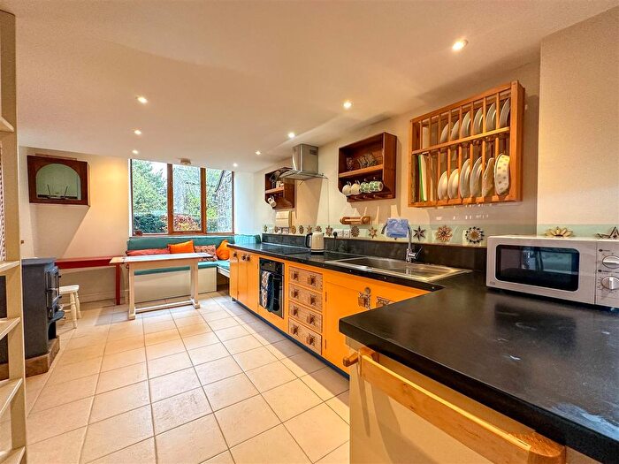 1 Bedroom Property To Rent In Warslow, Derbyshire, SK17