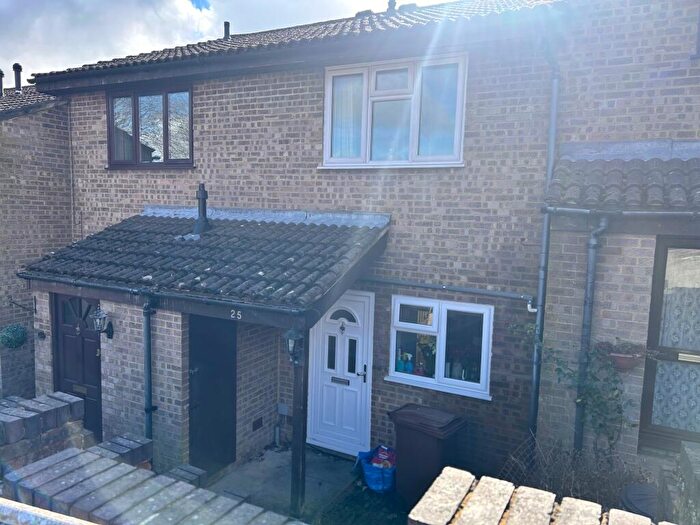 2 Bedroom Terraced House To Rent In Ramillies Close, Chatham, ME5