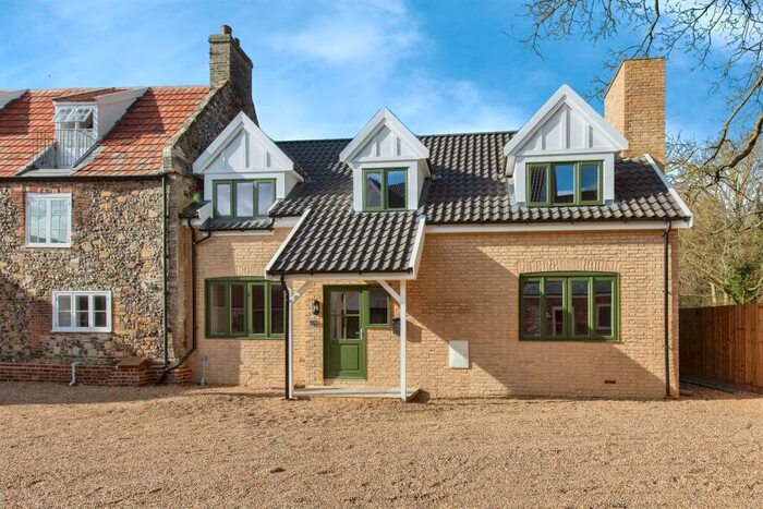 2 Bedroom House To Rent In Old Market Street, Thetford, IP24