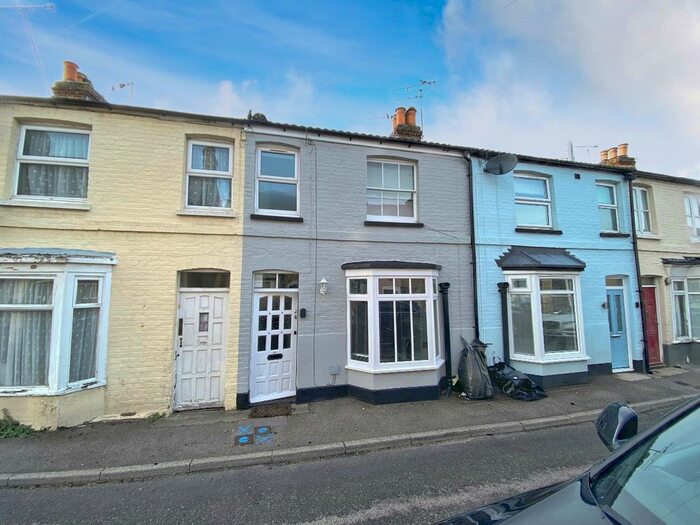 2 Bedroom Terraced House To Rent In Clarendon Road, Broadstairs, CT10